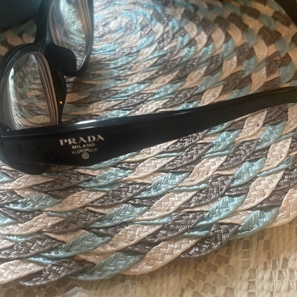Prada eyeglasses lowest price - Picture 4 of 9